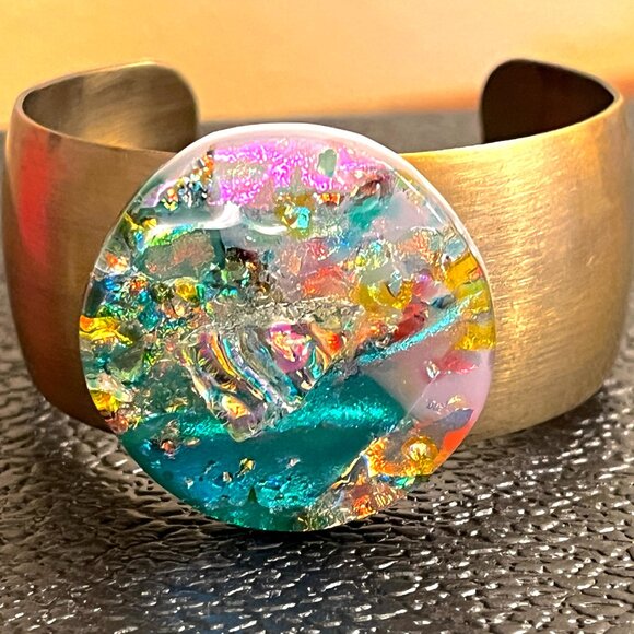 Chonky Brass Cuff - Gorgeous Dichroic Glass! Discounted Shipping! - Picture 1 of 5